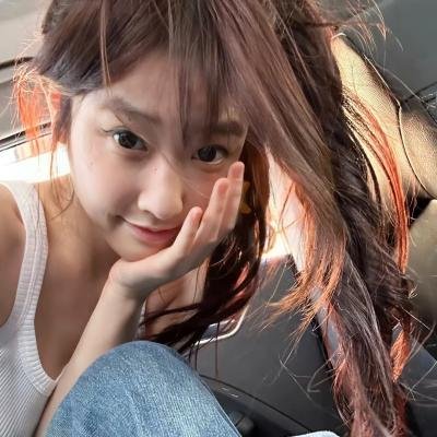 跪毯旁的眼泪